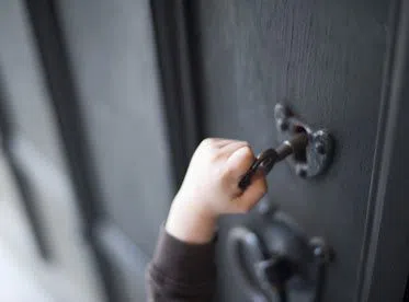 Locksmith Master Shop Pittsburgh, PA 412-387-9471 Locksmith Master Shop Pittsburgh, PA 412-387-9471 - 7-Door-Unlock